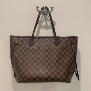 Louis Vuitton Neverfull Bag